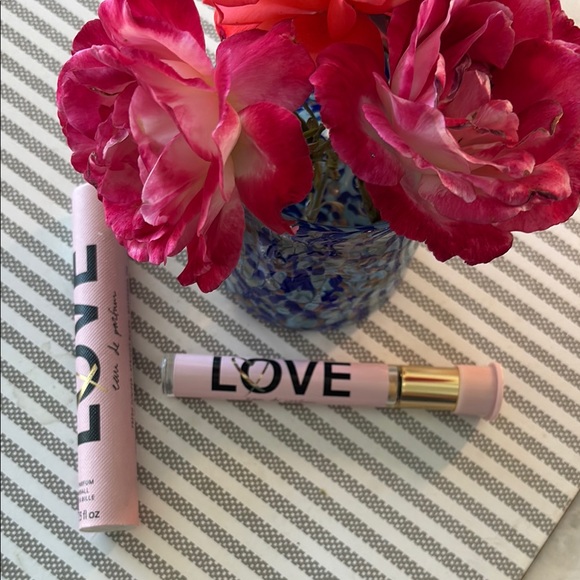 Victoria's Secret PINK eau de parfum roller ball - Picture 5 of 6